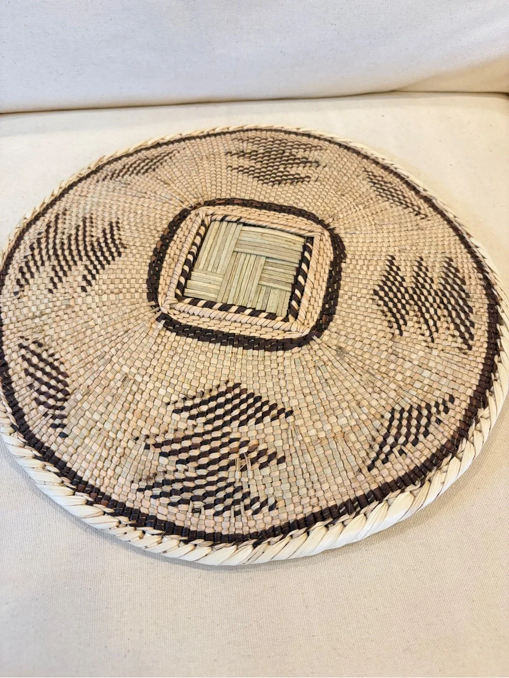 NEW African Woven Basket. Tonga people of Zambia 12” Across
